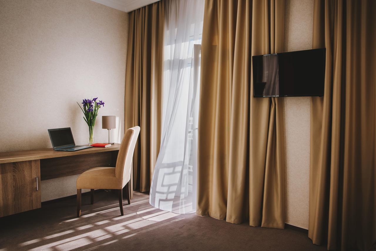 Hotel Alkor Truskavets Exterior photo
